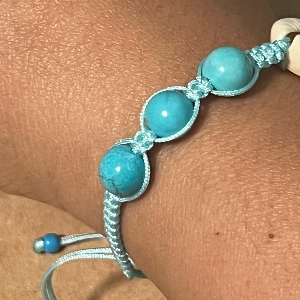 Cowrie shell bracelet - Picture 5 of 7
